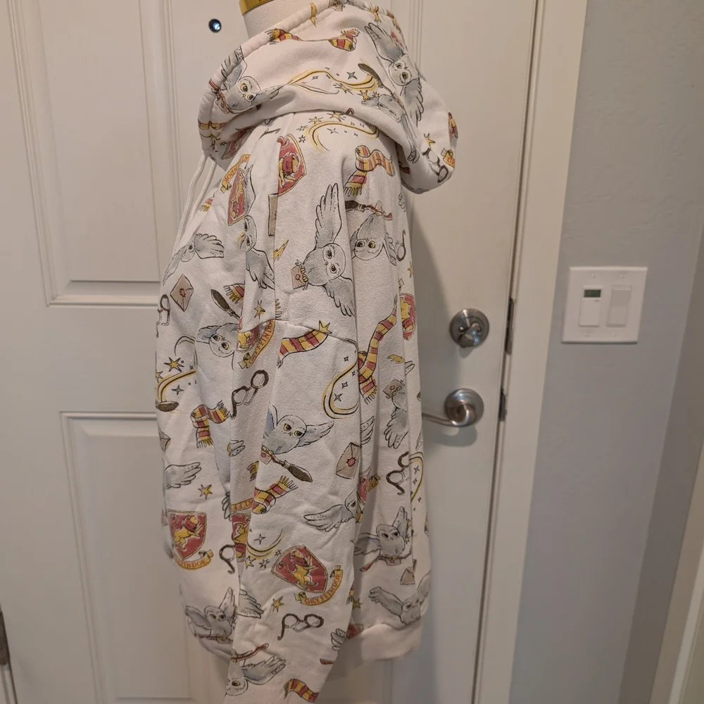WIZARDING WORLD Harry Potter Hoodie Gryffindor Graphic Oversized Size XXL - Picture 4 of 9